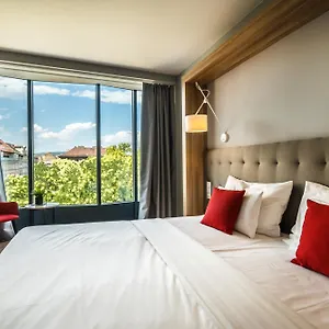 Otel Up