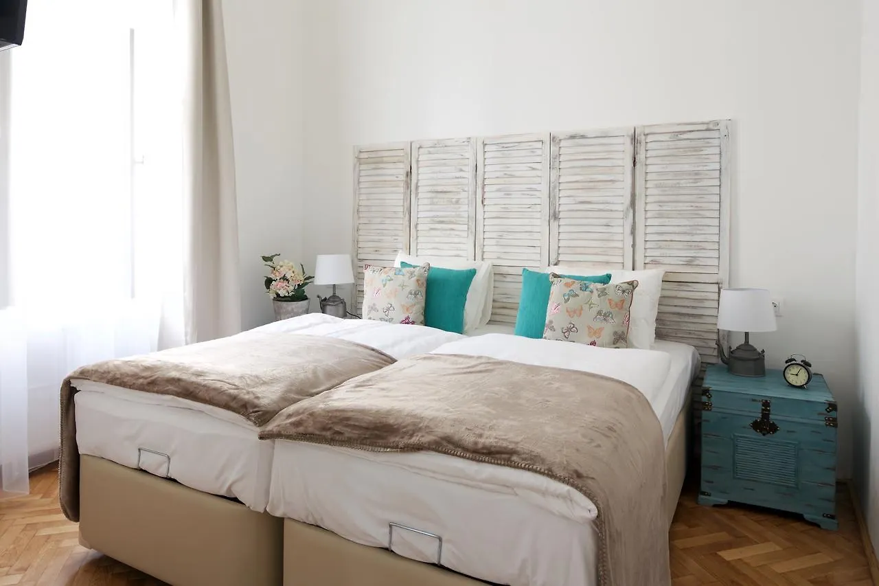 Beletage-Boutique Hotel